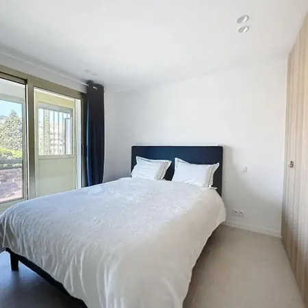 Appartement Modern 2 Bedroom In The Heart Of *